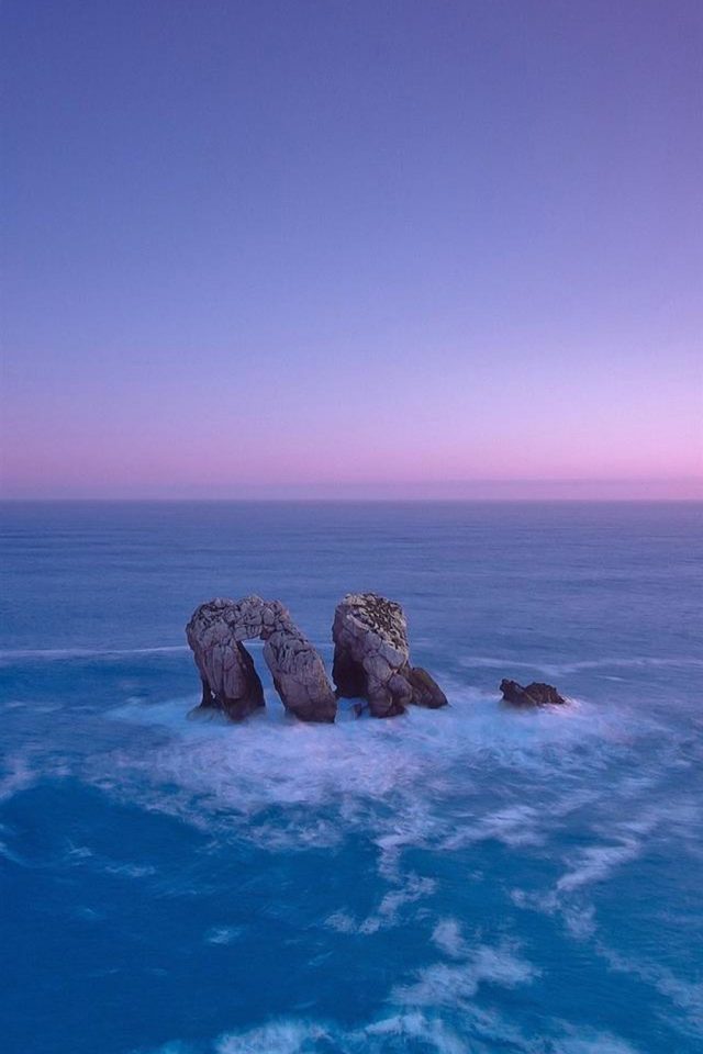 Stones in water beach Android wallpaper