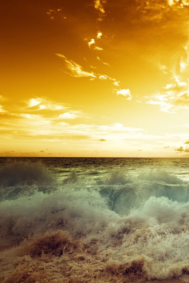 Waves Beach Android wallpaper