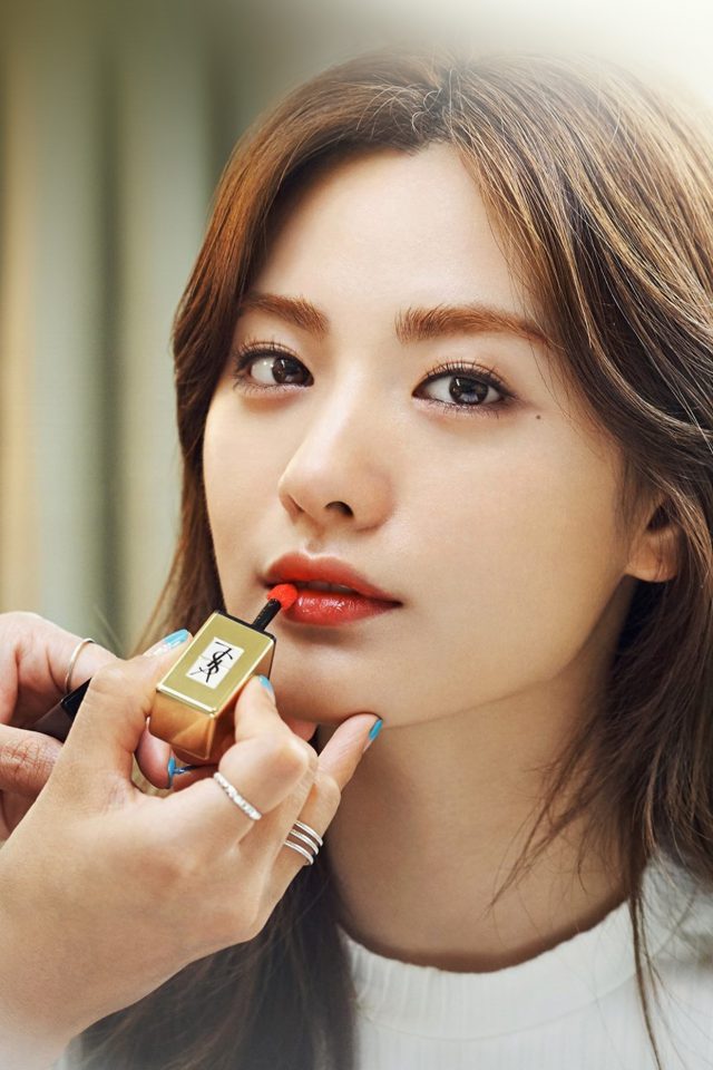 Nana Kpop Girl Lips Red Android wallpaper