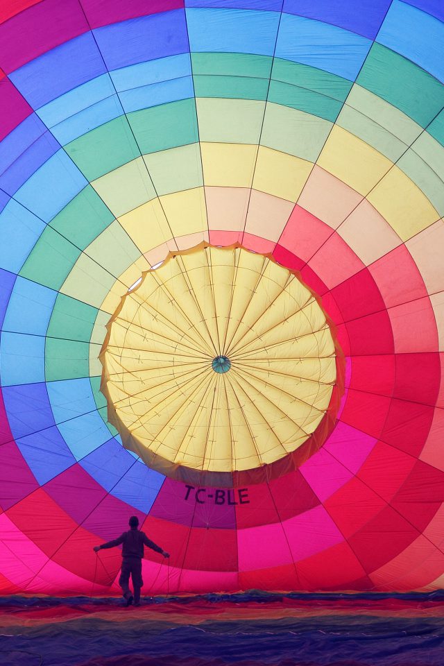 Hot Air Balloon Rainbow Nature Android wallpaper