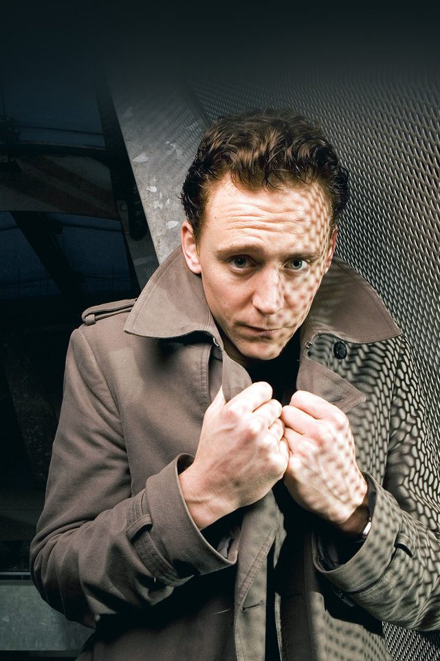 Tom Hiddleston Cold Film Face Android wallpaper