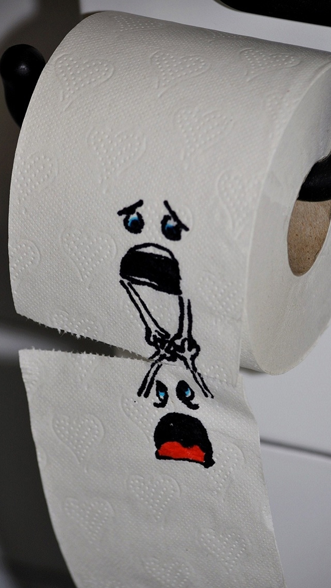 Toilet Paper Drawing Funny Android wallpaper