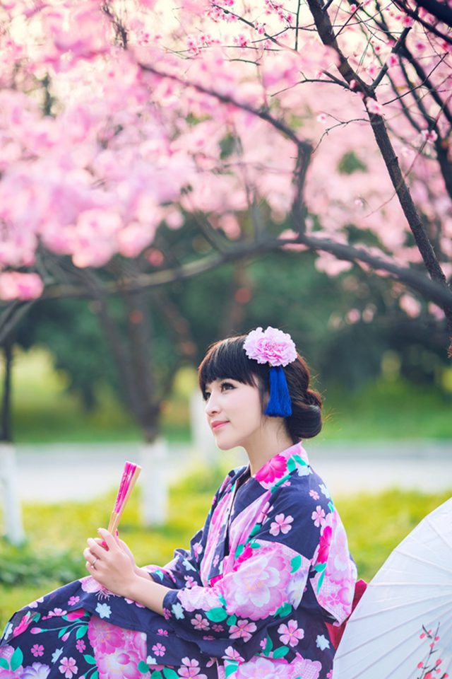 Japanese Girl Kimono Android wallpaper