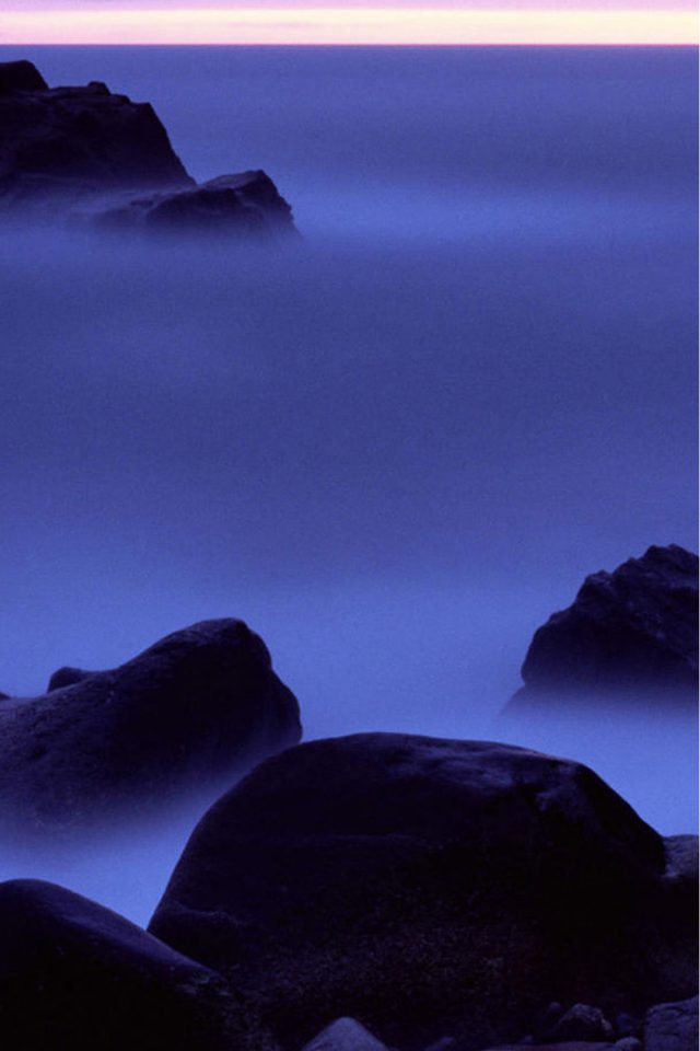 Misty sea Android wallpaper