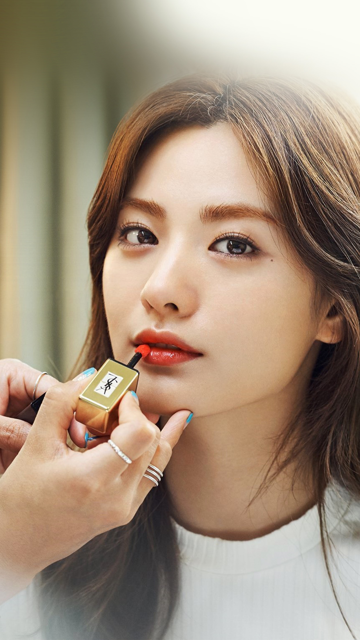 Nana Kpop Girl Lips Red Android wallpaper