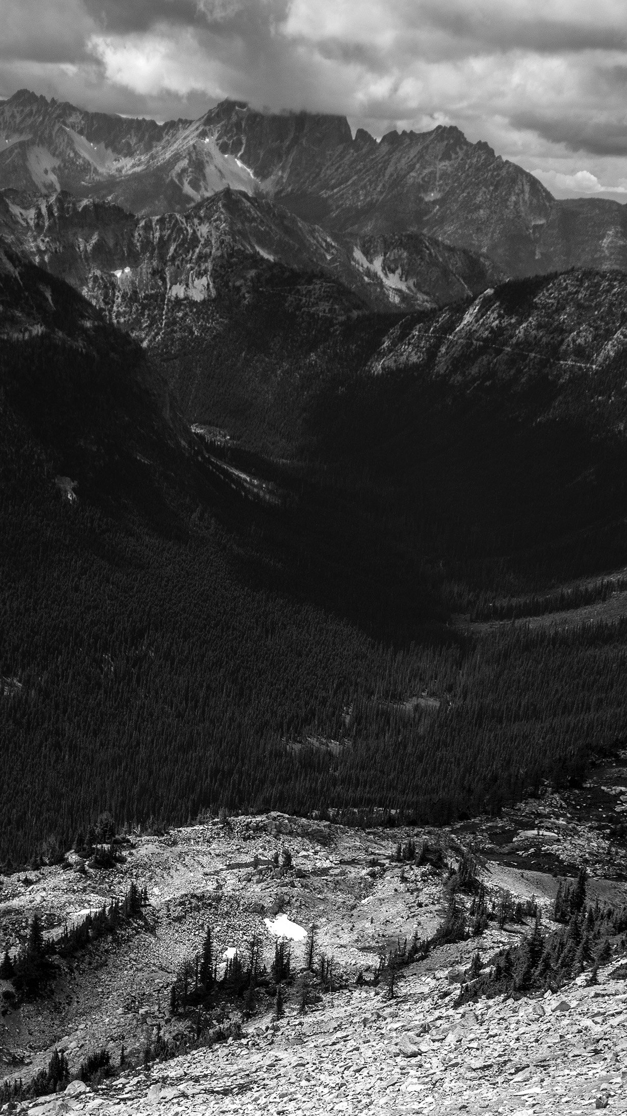 Great Mountain View Dark Bw Nature Android wallpaper