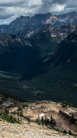 Great Mountain View Green Nature Android wallpaper