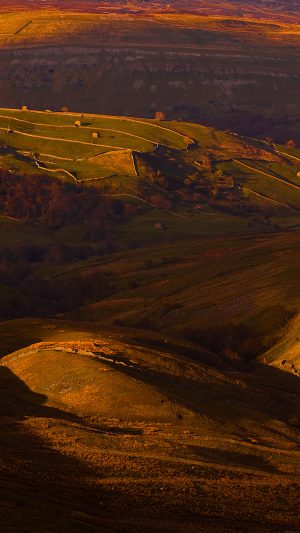 Red Field Nature Mountain Android wallpaper