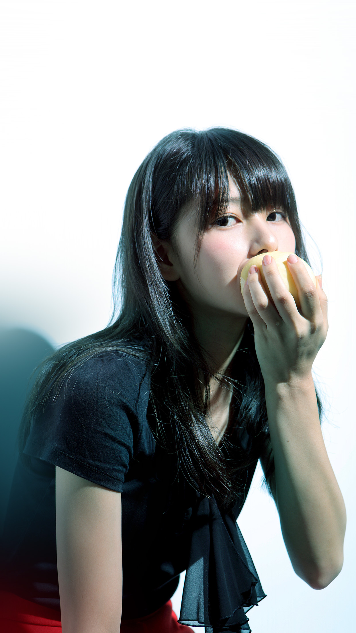 Girl Asian Eating Apple Cute Android wallpaper