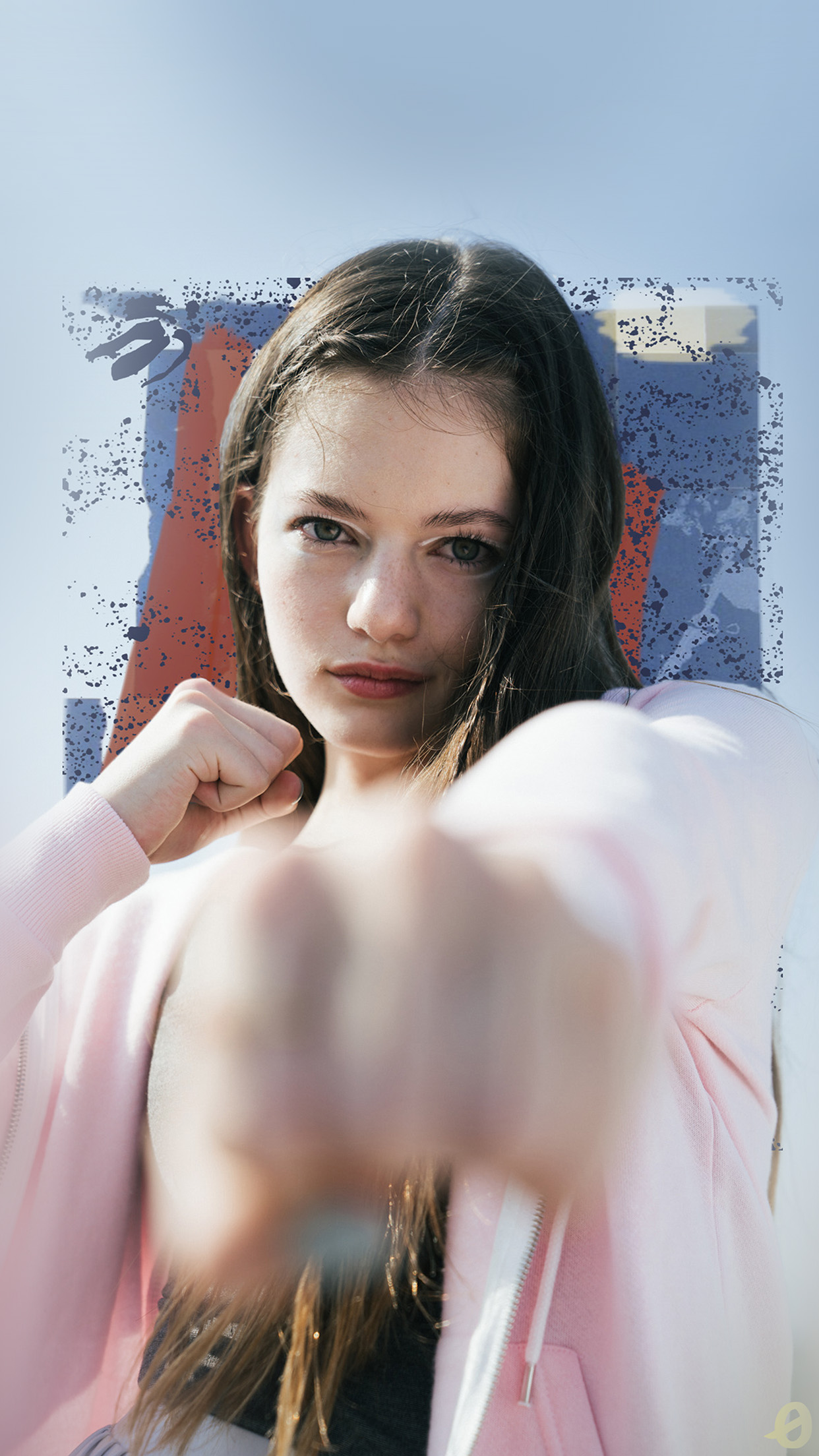 Mackenzie Foy Girl Model Pose Celebrity Android wallpaper